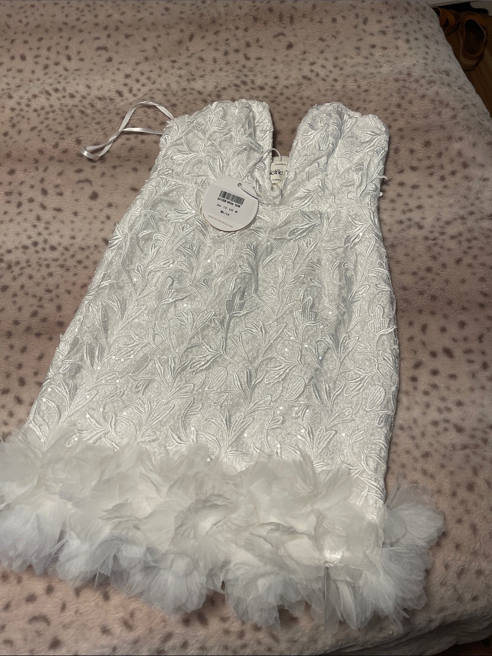 White sequin nwt selfie Leslie US medium zip up feather mini dress